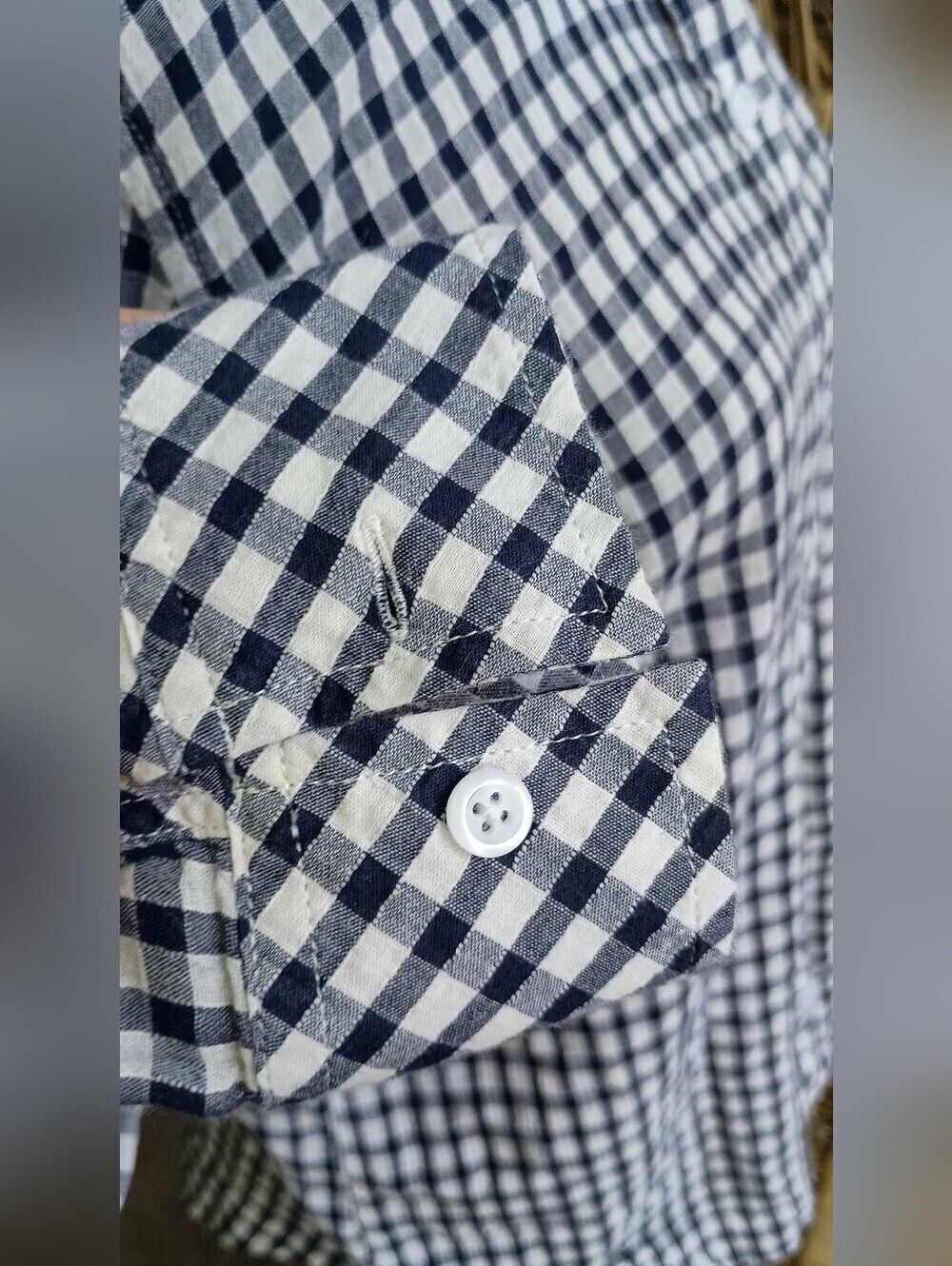 Rails Anthropologie Navy and White 100% Cotton Gingham Button-Down Shirt_M - Picture 4 of 10